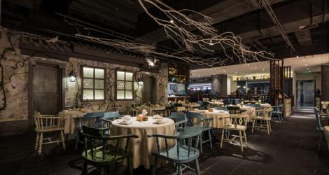 “隨物成器，巧在其中” 高品質(zhì)接待會所。